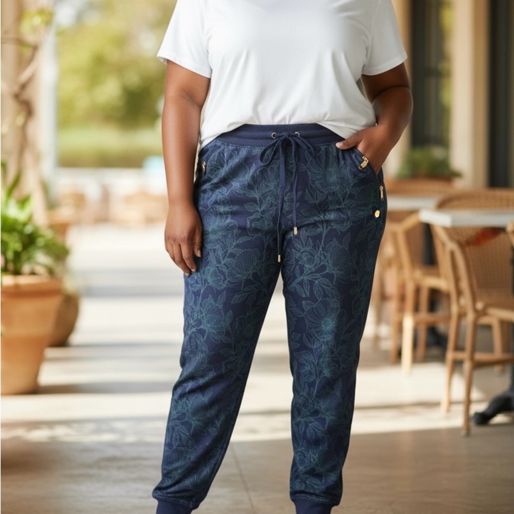 15) Jones New York Dark Blue Patterned Jogger Pants